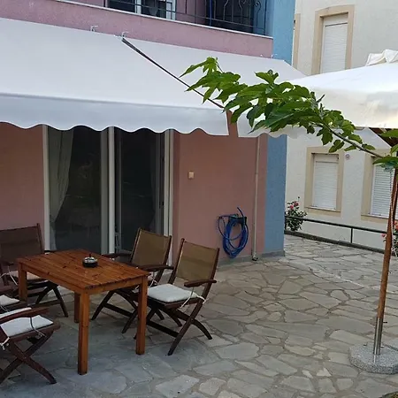 Sugarella Villa *